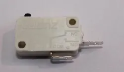 Микровыключатель Airhot двухконтактный для печи СВЧ Wp900 – купить в RuOborudovanie.ru с доставкой до двери Микровыключатель Airhot двухконтактный для печи СВЧ Wp900